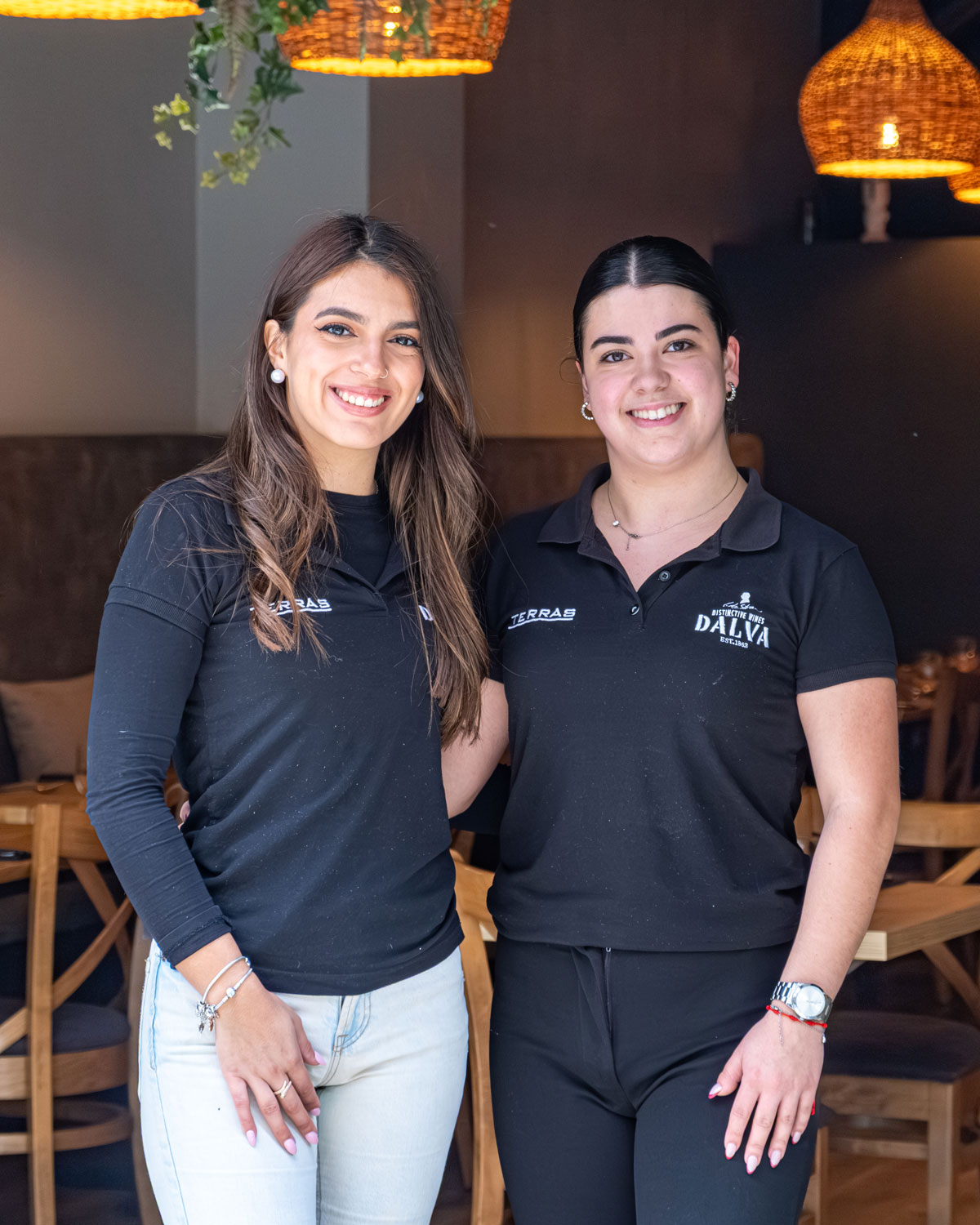 Comerciantes da Terras, retratados para a série 'As Caras do Bairro' do Bairro Comercial Digital