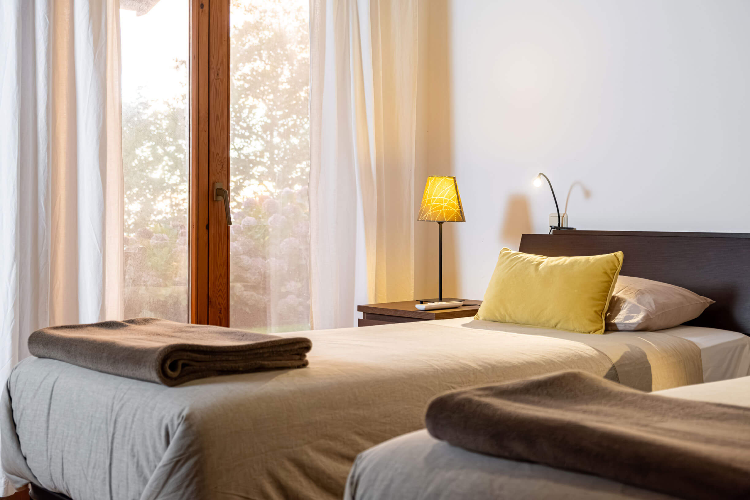 Vista geral da Quinta dos Curubas Cottages, alojamento sustentável em Vila Franca do Campo